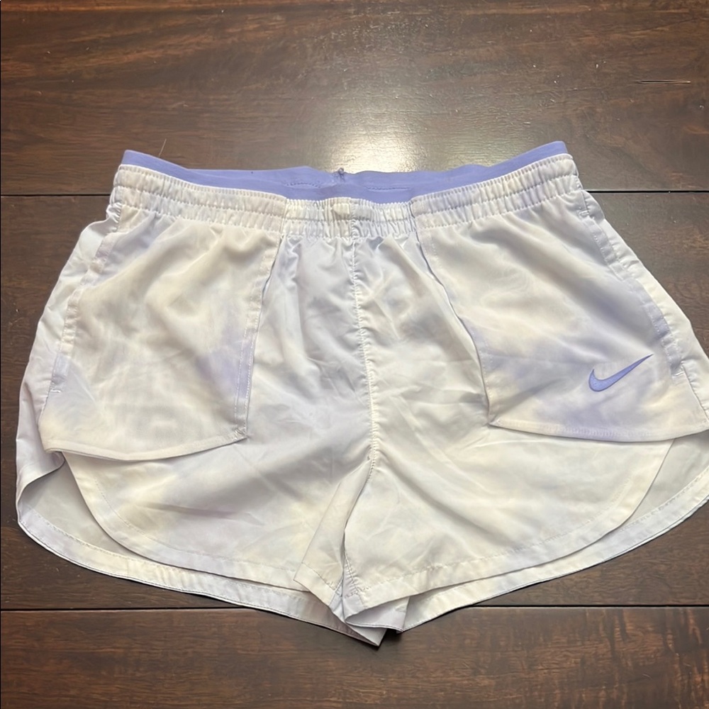 Nike Women's Light Purple / white Athletic Shorts. Size s